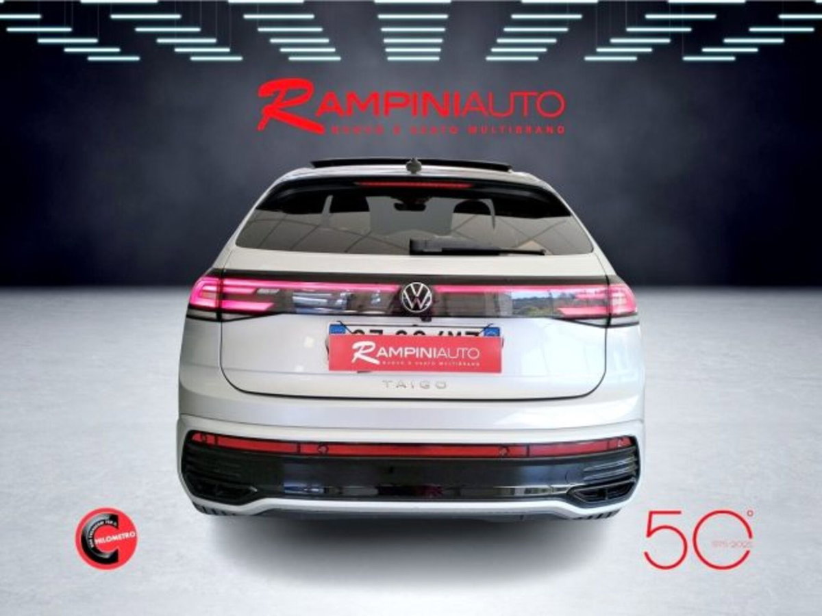 Volkswagen Taigo 1.0 tsi R-Line 115cv (9)