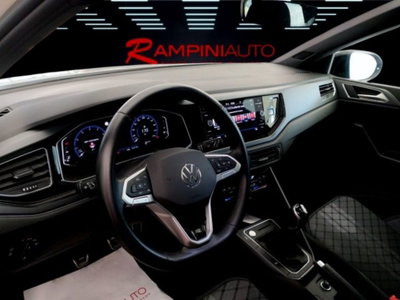 Volkswagen Taigo 1.0 tsi R-Line 115cv (12)