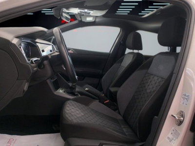 Volkswagen Taigo 1.0 tsi R-Line 115cv (13)