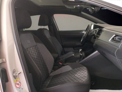 Volkswagen Taigo 1.0 tsi R-Line 115cv (17)