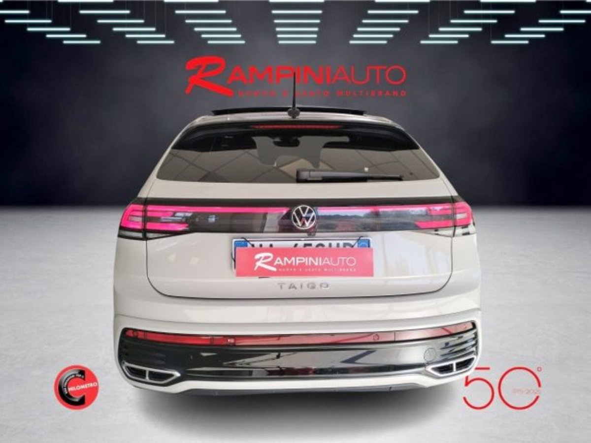 Volkswagen Taigo 1.0 tsi R-Line 115cv (8)