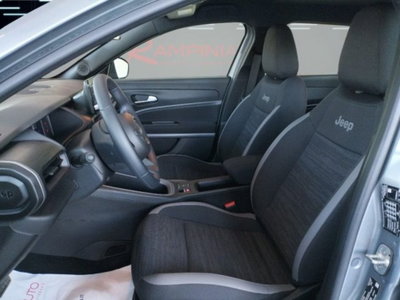 Jeep Avenger 1.2 turbo e-hybrid mhev Summit fwd 110cv edct6 (15)