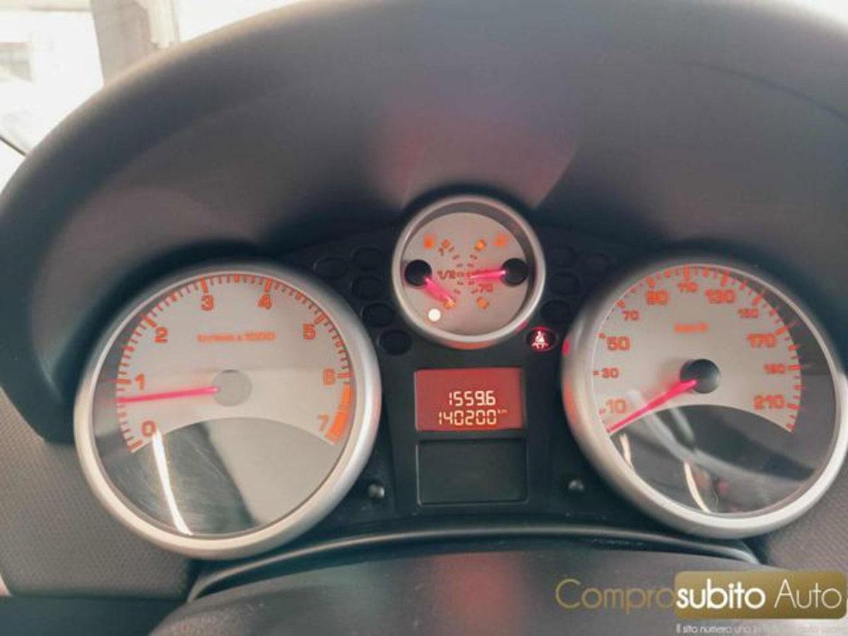 Peugeot 207 VTi 95CV 5p. X Line (16)