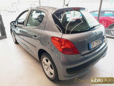 Peugeot 207 VTi 95CV 5p. X Line (4)