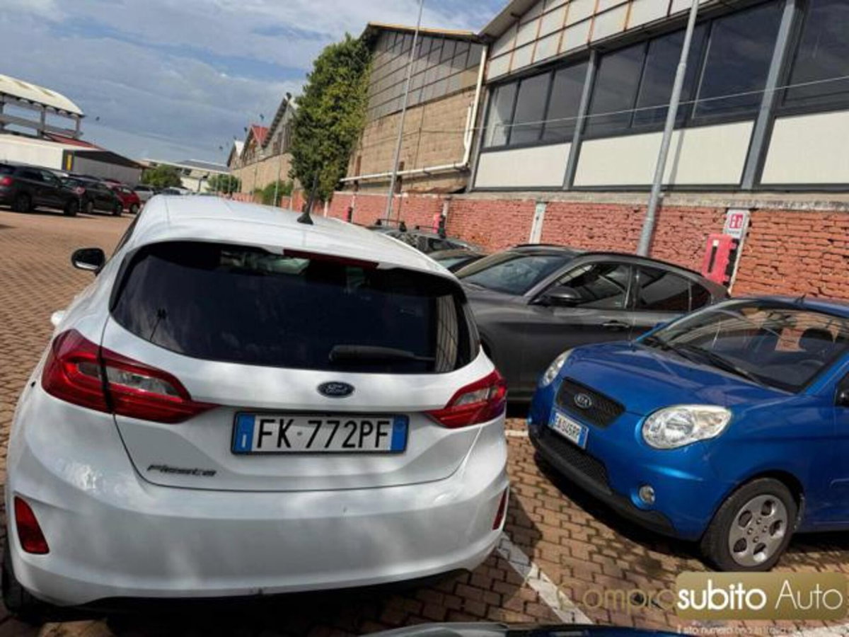 Ford Fiesta 1.2 82 CV 5 porte Titanium (4)
