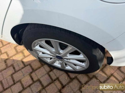 Ford Fiesta 1.2 82 CV 5 porte Titanium (8)