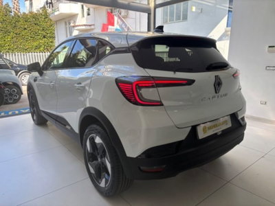 Renault Captur 1.2 eco-g Techno 120cv (18)