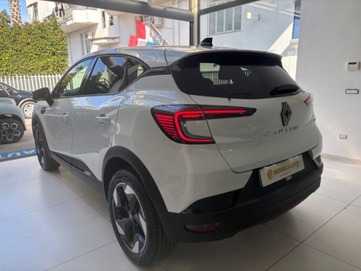 Renault Captur 1.2 eco-g Techno 120cv (19)