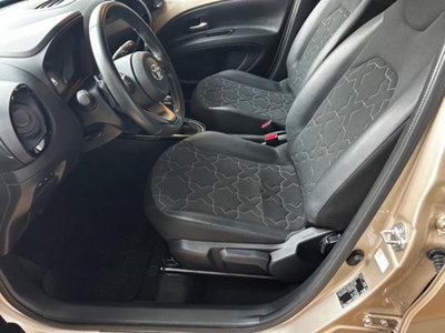 Toyota Aygo X 1.0 VVT-i 72 CV 5 porte Limited Air S-CVT (8)
