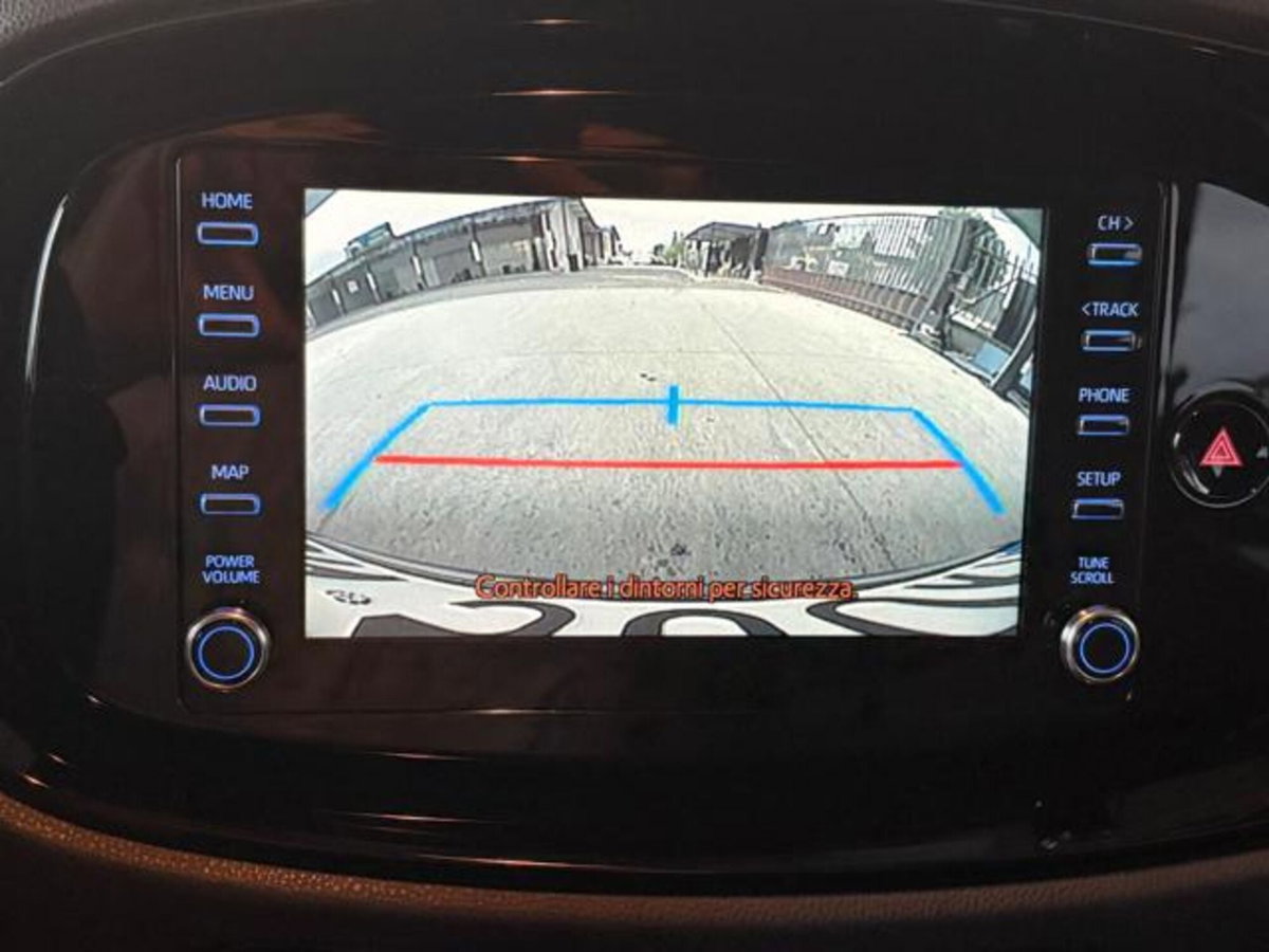 Toyota Aygo X 1.0 VVT-i 72 CV 5 porte Limited Air (18)