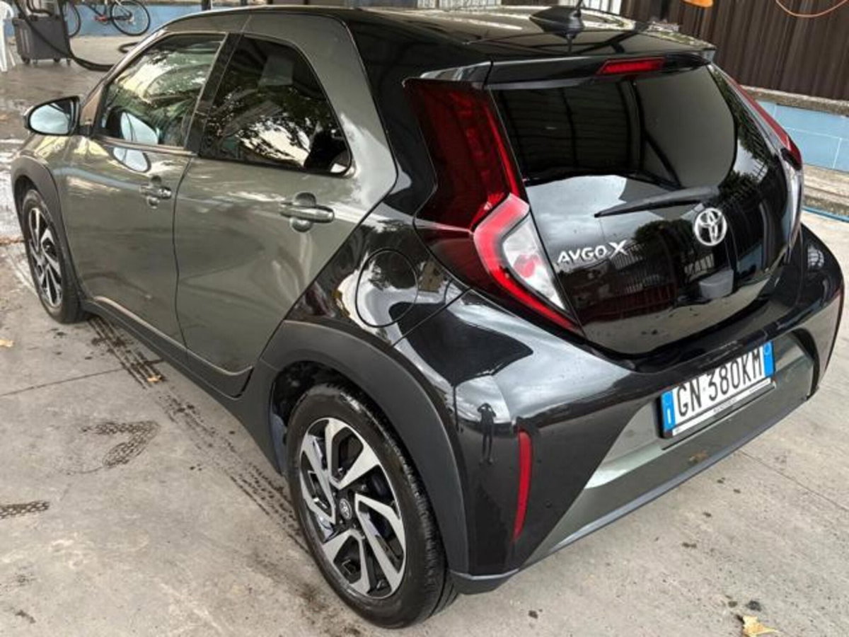 Toyota Aygo X 1.0 VVT-i 72 CV 5 porte Limited Air (3)