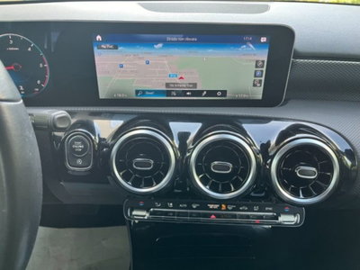 Mercedes-Benz Classe A Sedan 200 d Automatic 4Matic 4p. Sport (19)
