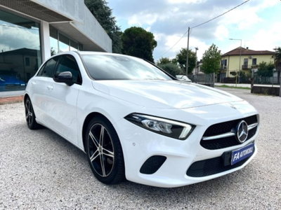 Mercedes-Benz Classe A Sedan 200 d Automatic 4Matic 4p. Sport (4)