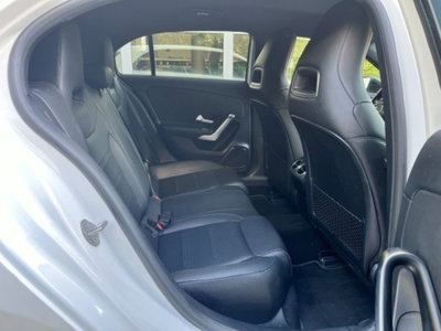 Mercedes-Benz Classe A Sedan 200 d Automatic 4Matic 4p. Sport (9)