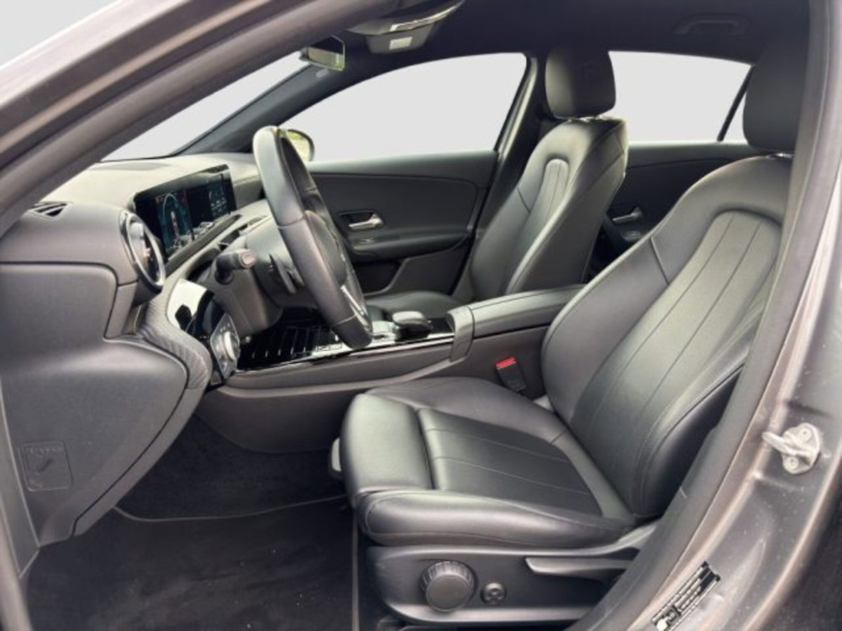 Mercedes-Benz Classe A 180 d Business Extra auto (10)