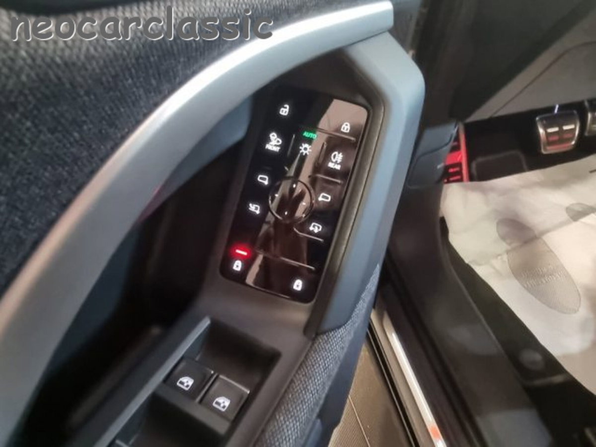 Audi Q5 Sportback 2.0 tdi mhev+ S line quattro 204cv s-tronic (10)