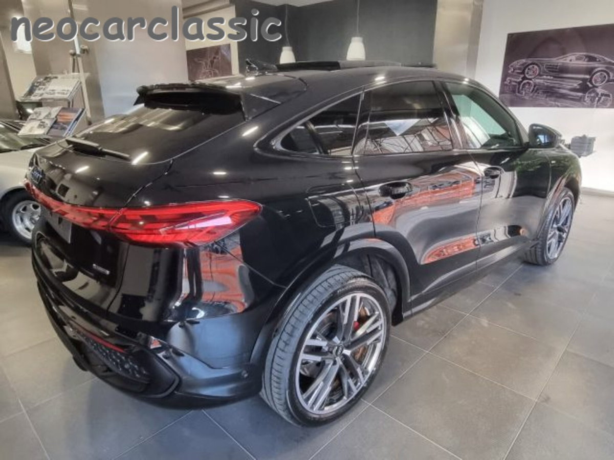 Audi Q5 Sportback 2.0 tdi mhev+ S line quattro 204cv s-tronic (4)