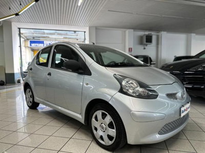 Toyota Aygo 1.0 12V VVT-i 5 porte Sol