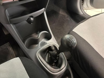 Toyota Aygo 1.0 12V VVT-i 5 porte Sol (14)