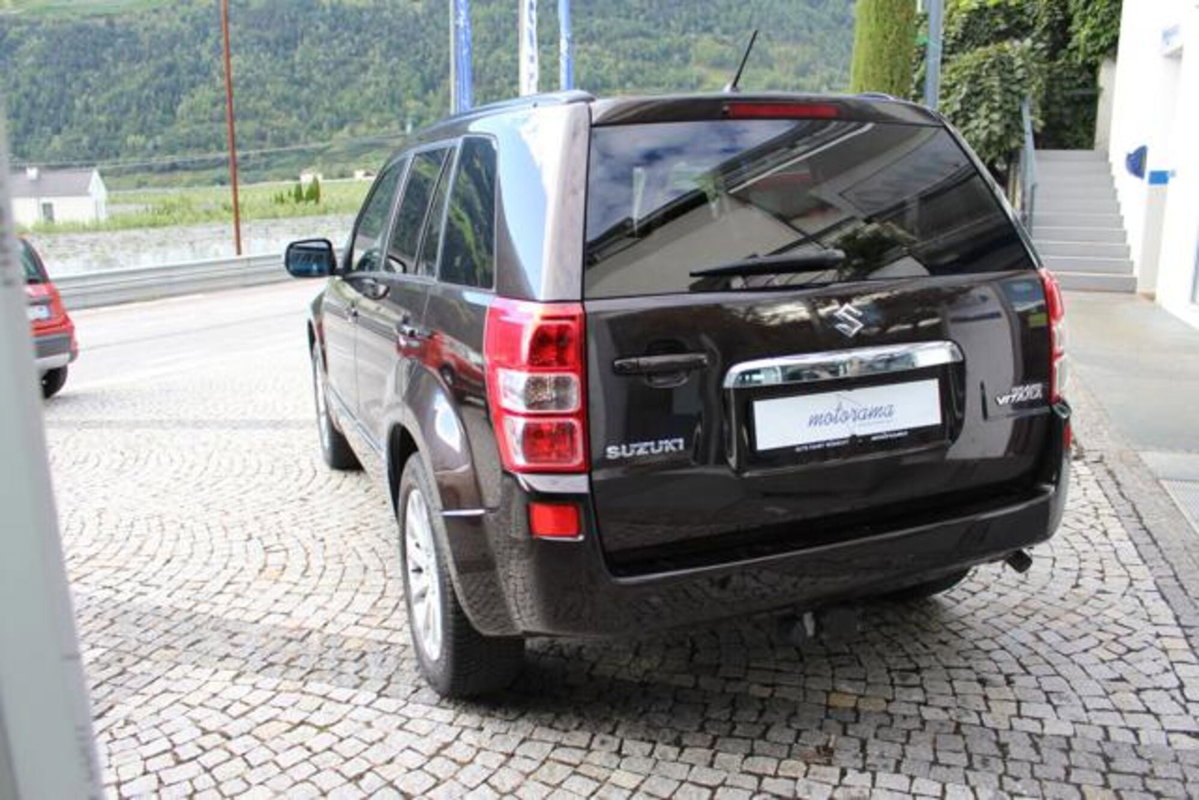 Suzuki Grand Vitara 1.9 DDiS 5 porte Evolution (3)
