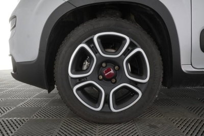Fiat Panda 1.0 FireFly S&S Hybrid City Cross (16)