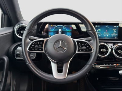 Mercedes-Benz Classe A 180 d Business Extra auto (13)