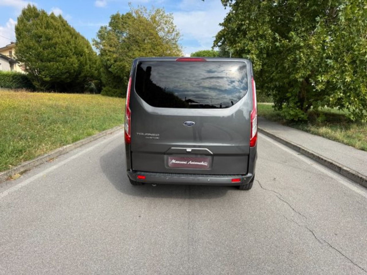Ford Tourneo Custom 320 2.0 EcoBlue 170CV aut. PL Titanium (13)
