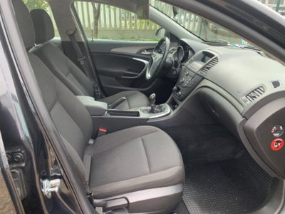 Opel Insignia Station Wagon CDTI 160CV Sports Cosmo (12)