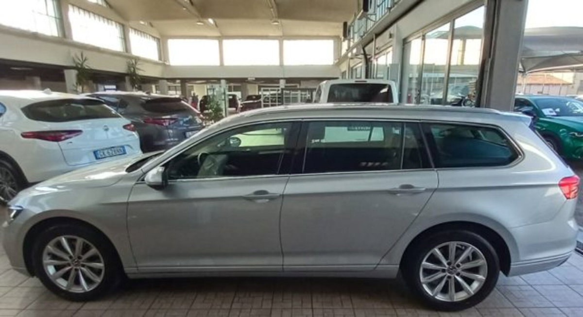 Volkswagen Passat Variant 2.0 TDI SCR EVO Business (2)
