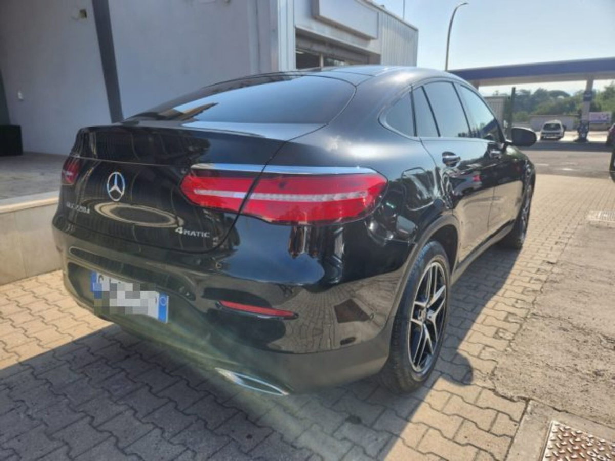 Mercedes-Benz GLC Coupé 220 d 4Matic Coupé Premium (8)