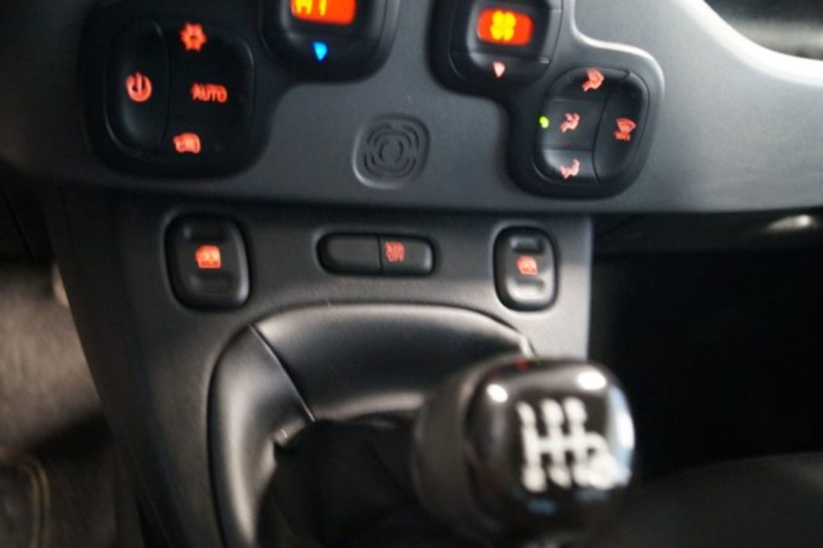 Fiat Panda 1.0 firefly hybrid s&s 70cv 5p.ti (13)