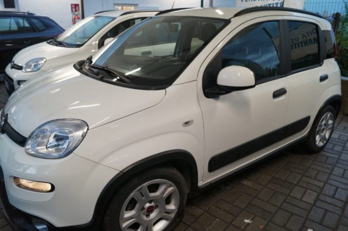 Fiat Panda 1.0 firefly hybrid s&s 70cv 5p.ti (2)