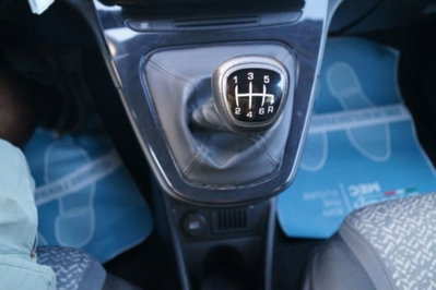 Lancia Ypsilon 1.0 FireFly 5 porte S&S Hybrid Silver Plus (13)