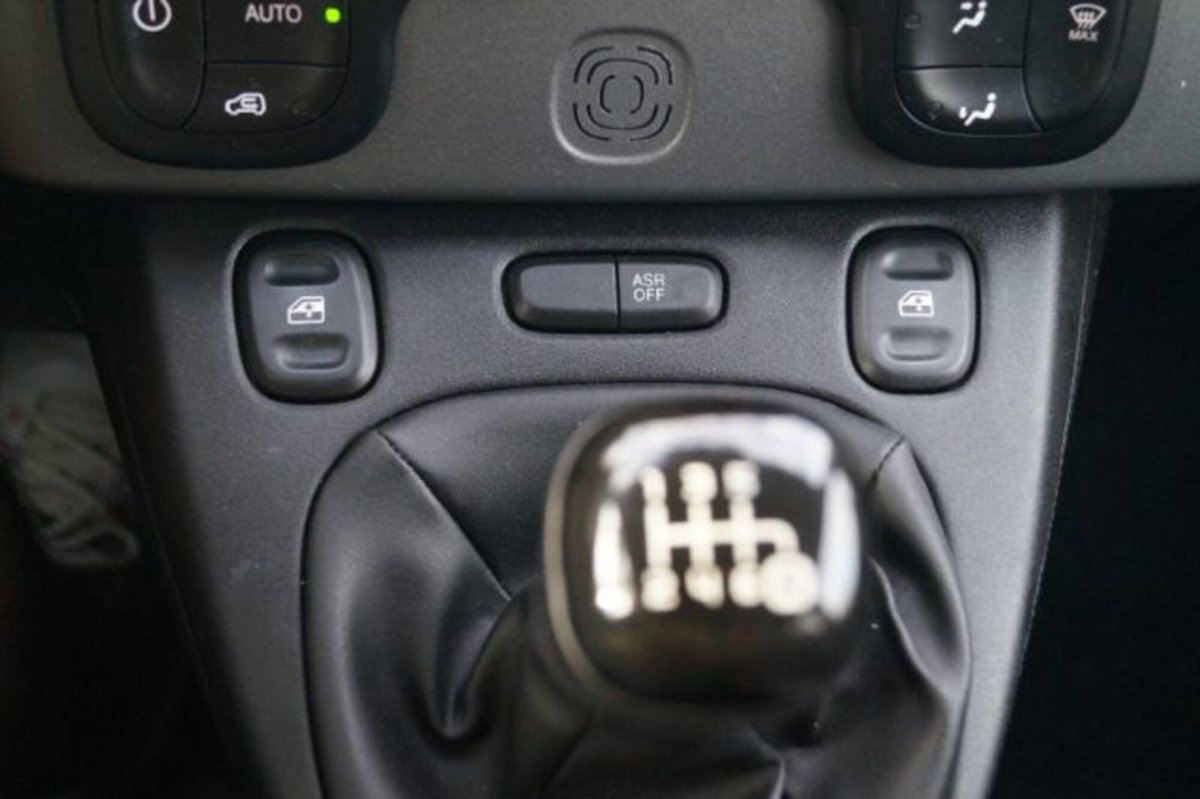 Fiat Panda 1.0 firefly hybrid s&s 70cv 5p.ti (14)