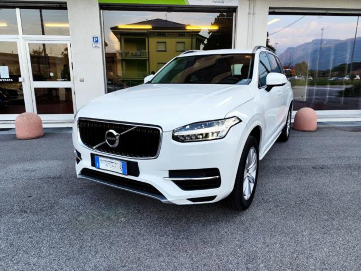 Volvo XC90 D5 AWD Geartronic 7 posti Momentum