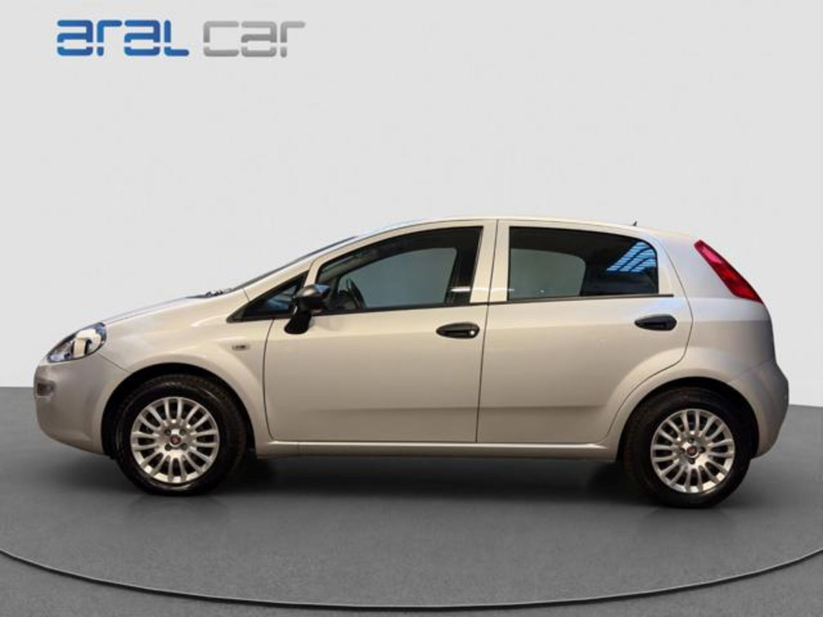 Fiat Punto 1.2 8V 5 porte Street (3)