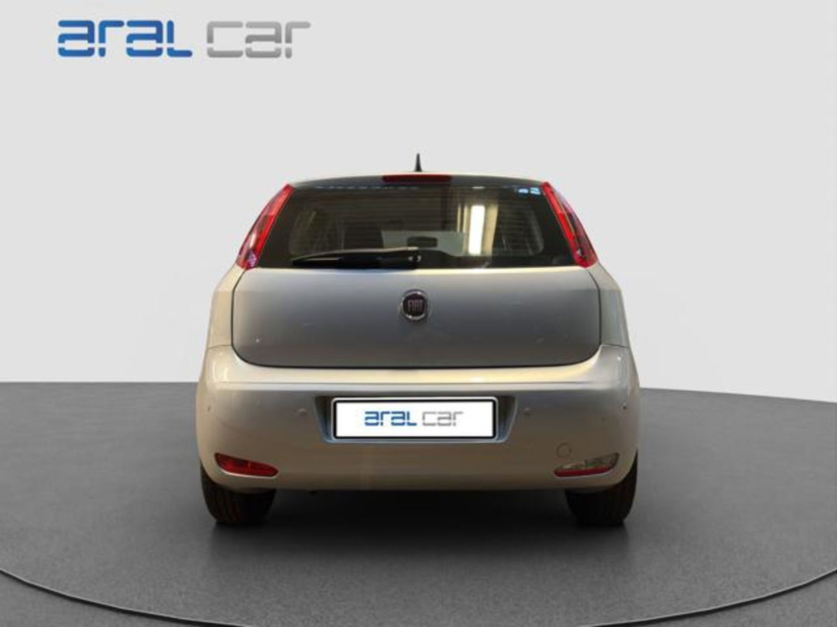 Fiat Punto 1.2 8V 5 porte Street (5)