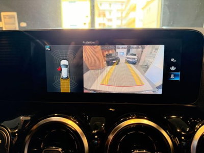 Mercedes-Benz GLA SUV 200 d Automatic Sport (17)