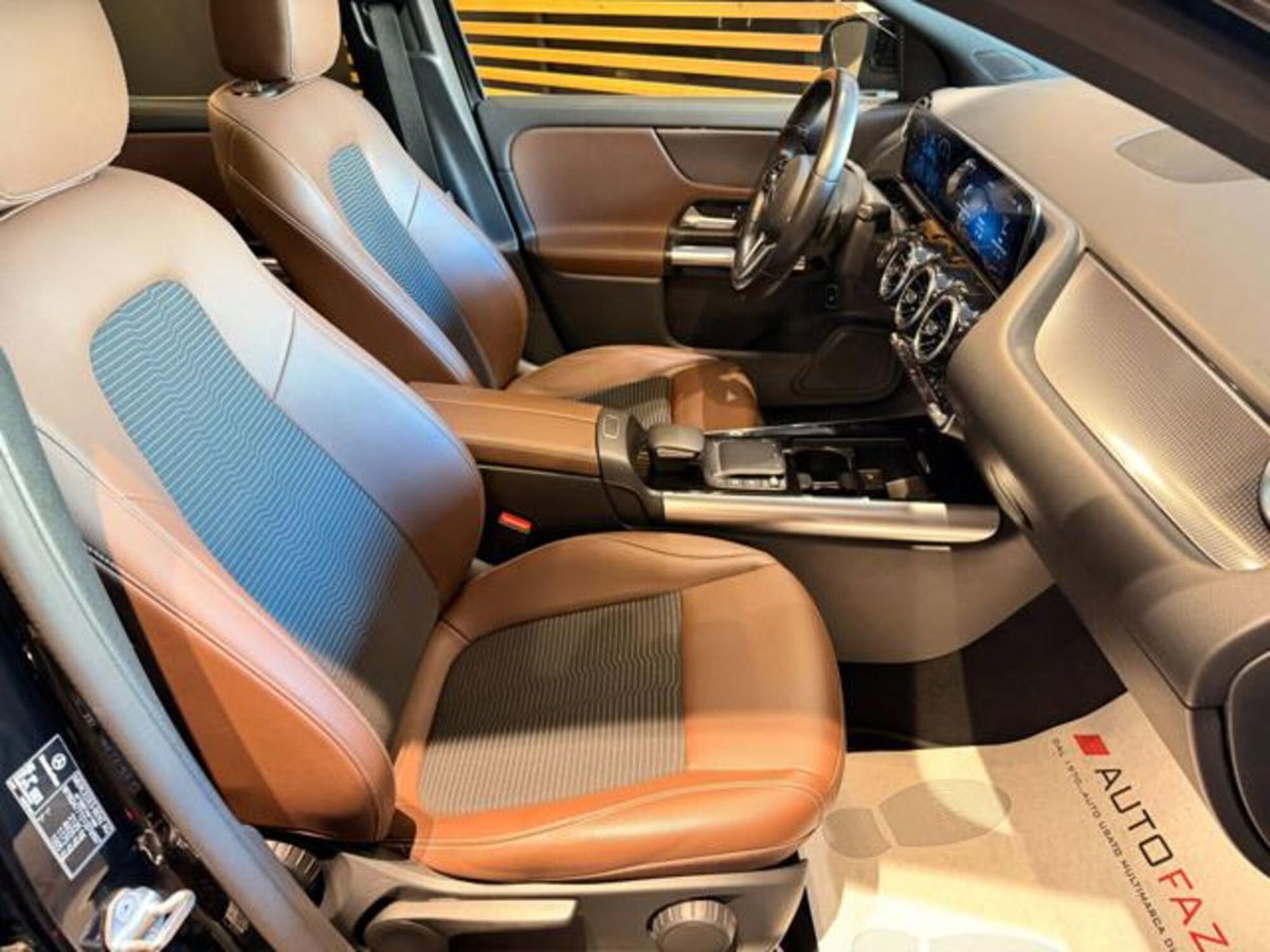 Mercedes-Benz GLA SUV 200 d Automatic Sport (20)