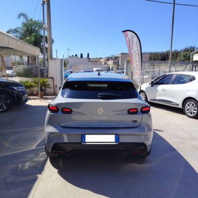 Renault Clio 1.8 full hybrid Techno 160cv auto (3)
