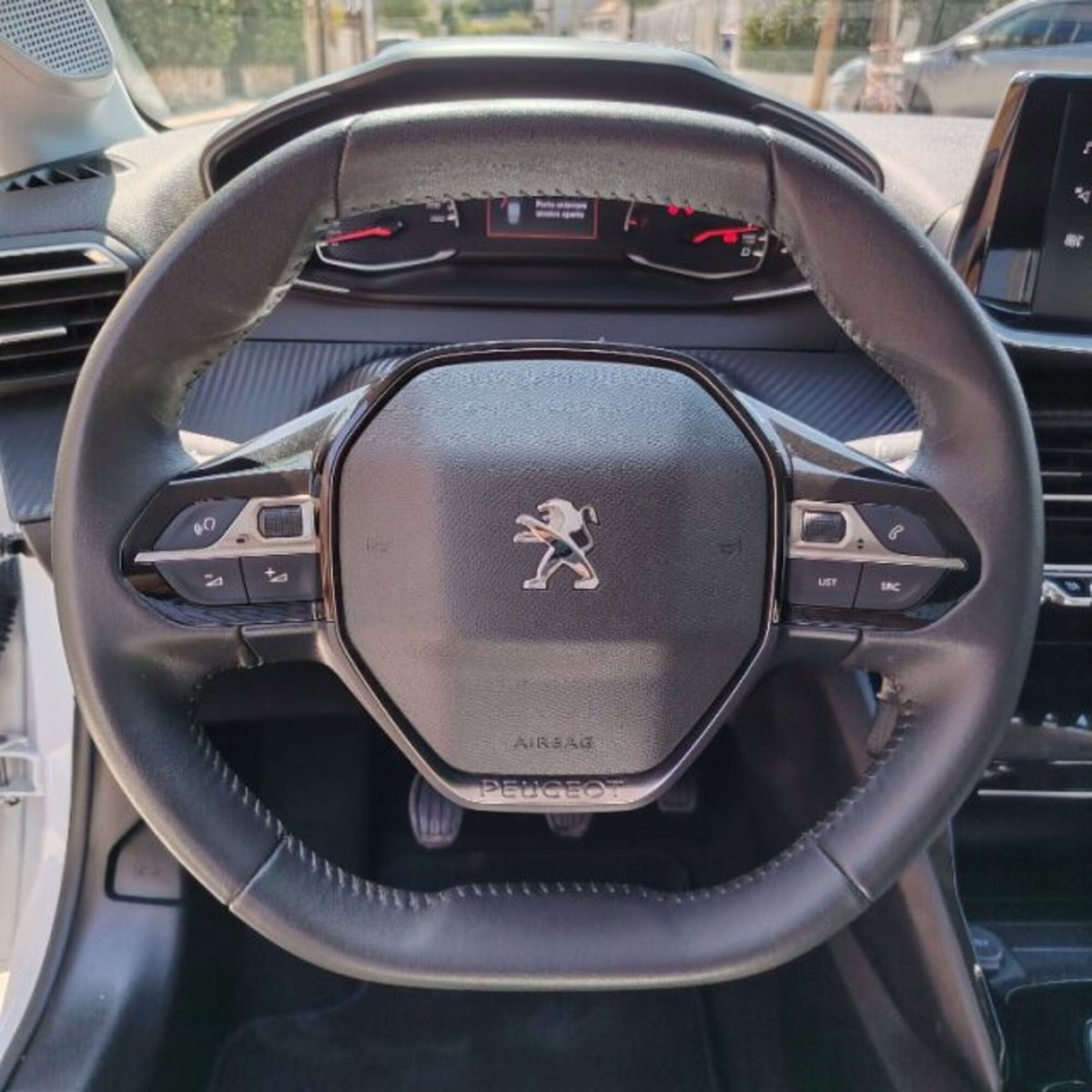 Peugeot 208 BlueHDi 100 Stop&Start 5 porte Allure (10)