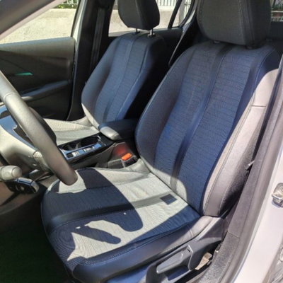 Peugeot 208 BlueHDi 100 Stop&Start 5 porte Allure (4)