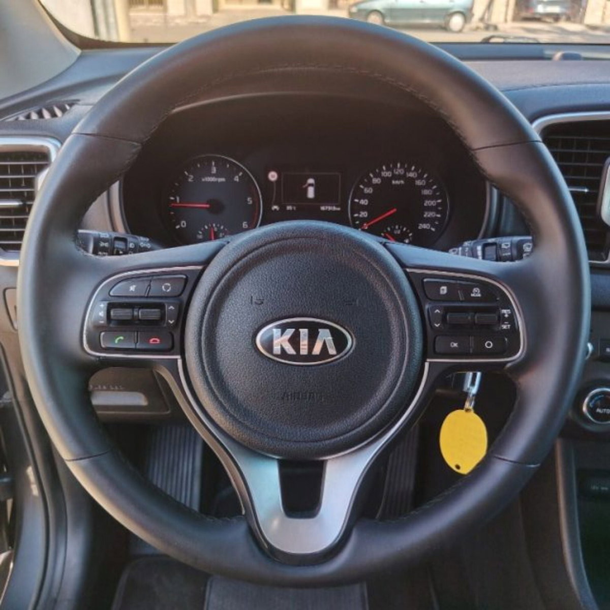 Kia Sportage 1.7 CRDI 2WD Class (9)