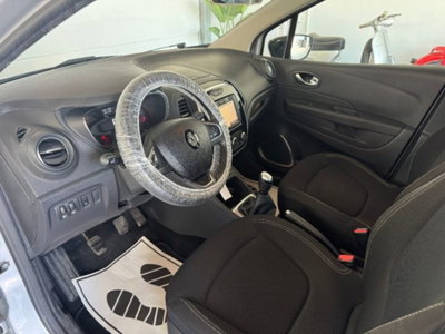 Renault Captur dCi 8V 90 CV EDC Start&Stop Energy Bose (19)