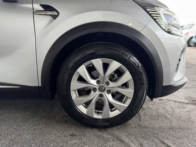 Renault Captur 1.0 tce Techno 90cv (14)