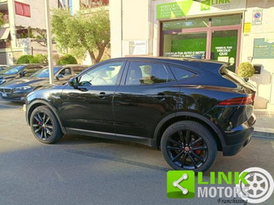 Jaguar E-Pace 2.0D 150 CV AWD R-Dynamic S (2)