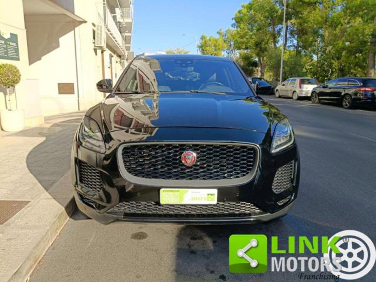 Jaguar E-Pace 2.0D 150 CV AWD R-Dynamic S (8)