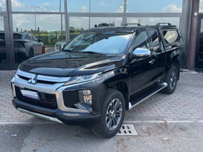 Mitsubishi L200 2.3 D Club Cab 4x4 Super Select Intense usato
