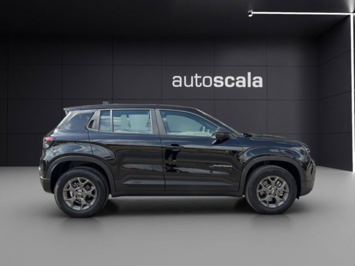 Jeep Avenger 1.2 turbo e-hybrid mhev Longitude fwd 110cv edct6 (6)