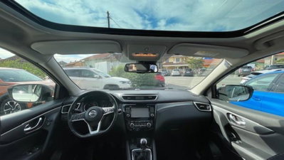 Nissan Qashqai 1.3 DIG-T 140 CV N-Connecta (11)